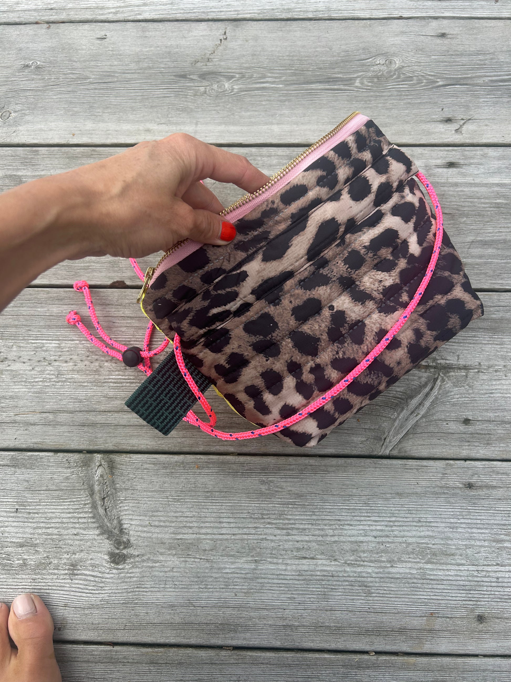 Mobo bag yellow/leo