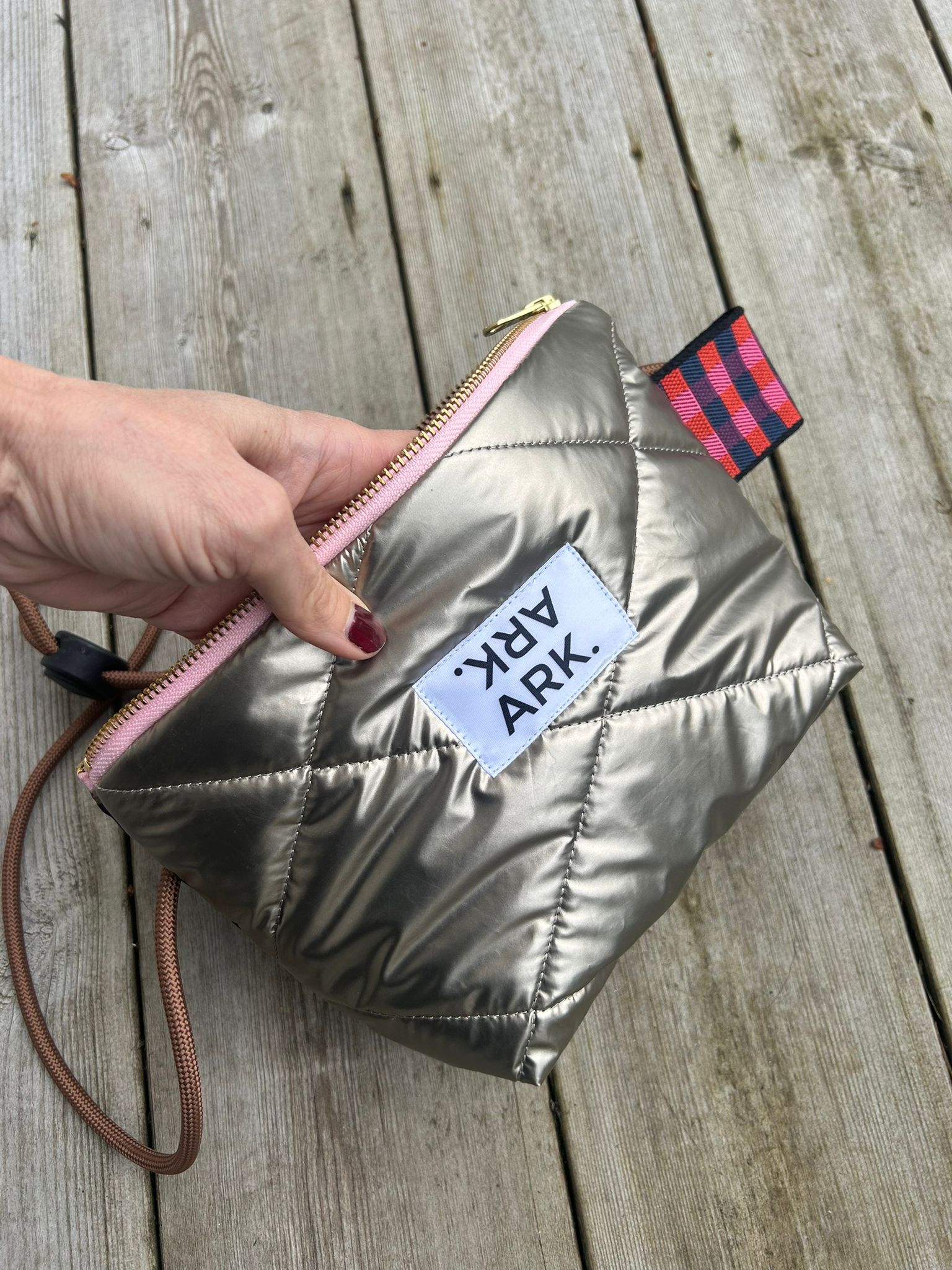 Mobo Bag Metallic Gold